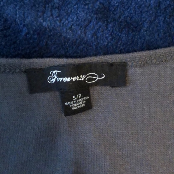 Dress - Picture 4 of 5